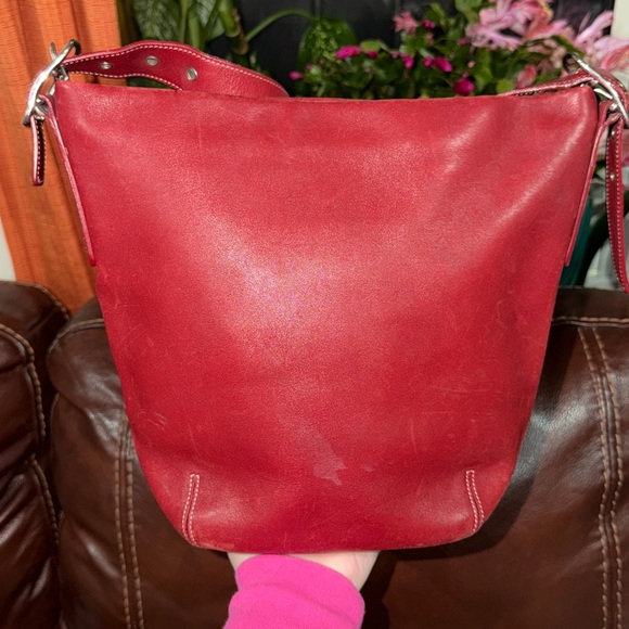 Coach Handbags - 🔥🔥🔥Vintage Coach Soho Legacy Red Leather Duffle Shoulder Bag